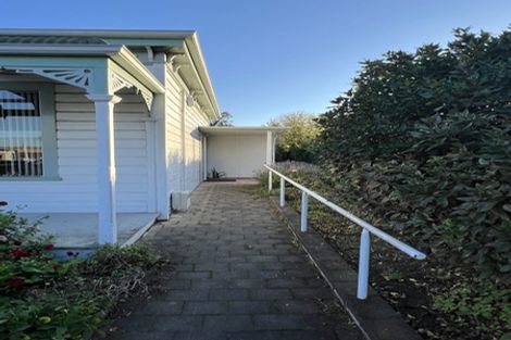 Photo of property in 53 Havelock Road, Havelock North, 4130