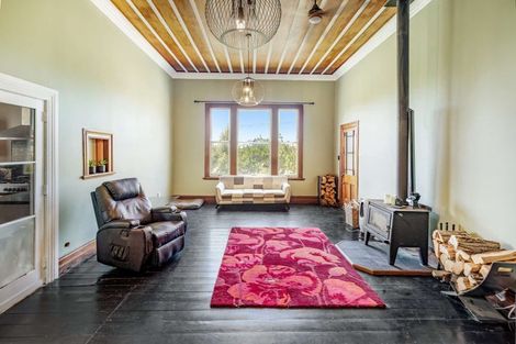 Photo of property in 50 Kimber Street, Halcombe, Feilding, 4779