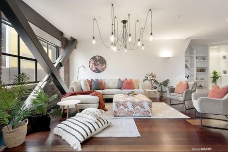 Photo of property in Bond Store Apartments, 8f Egmont Street, Te Aro, Wellington, 6011