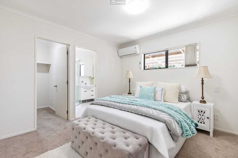 Photo of property in 52 Bluebird Crescent, Unsworth Heights, Auckland, 0632