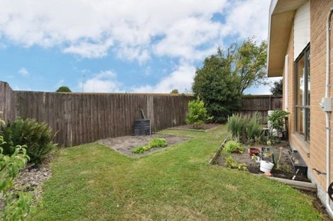 Photo of property in 11a Mulberry Place, Redwood, Christchurch, 8051