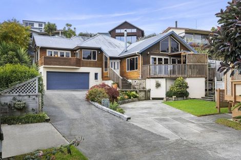 Photo of property in 24 Stewart Street, Raglan, 3225