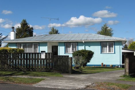 Photo of property in 17 Marr Place, Tokoroa, 3420