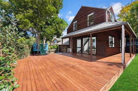 Photo of property in 2/35 Jaemont Avenue, Te Atatu South, Auckland, 0610