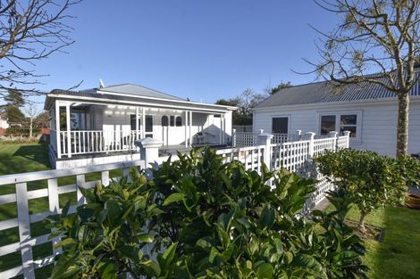 Photo of property in 12 Rhodes Street, Carterton, 5713