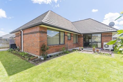 Photo of property in 19 Old Park Place, Takanini, 2112