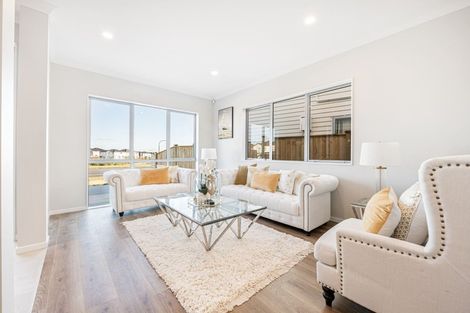 Photo of property in 60 Hikuawa Road, Flat Bush, Auckland, 2019