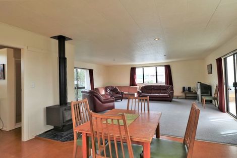 Photo of property in 27 Hilton Road, Carterton, 5713