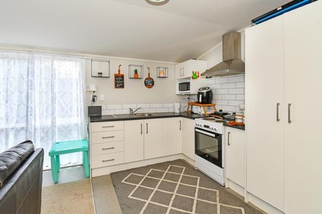 Photo of property in 16 Gambare Place, Wattle Downs, Auckland, 2103