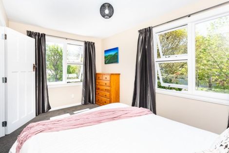 Photo of property in 32 Bowenvale Avenue, Cashmere, Christchurch, 8022