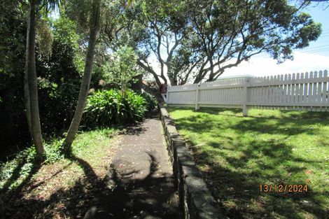 Photo of property in 1/15 Gilfillan Street, Blockhouse Bay, Auckland, 0600