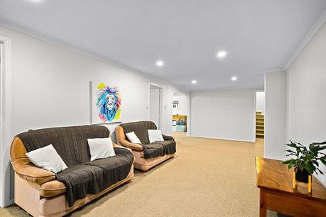 Photo of property in 325 Don Buck Road, Massey, Auckland, 0614