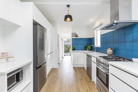 Photo of property in 1/36 Seabrook Avenue, New Lynn, Auckland, 0600