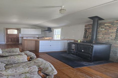 Photo of property in 354 Linton Road, Maungaturoto, 0583