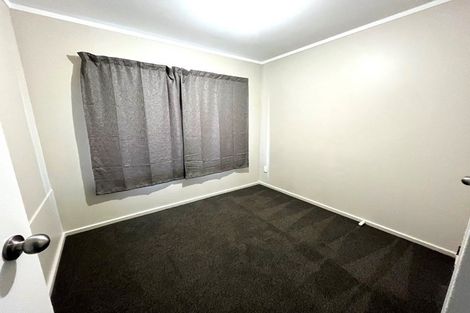 Photo of property in 17 Seaward Place, Wattle Downs, Auckland, 2103