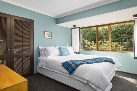 Photo of property in 16 Bayne Terrace, Macandrew Bay, Dunedin, 9014