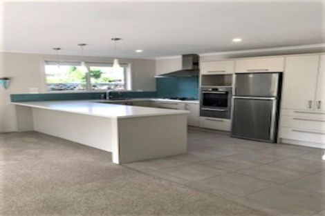 Photo of property in 10 Saltwood Lane, Bethlehem, Tauranga, 3110