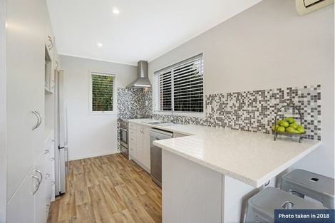 Photo of property in 1/17 Sandiacre Way, Browns Bay, Auckland, 0630