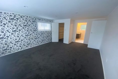 Photo of property in 84 Ravenwood Drive, Forrest Hill, Auckland, 0620