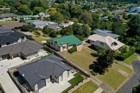 Photo of property in 24 Glen Terrace, Te Puke, 3119