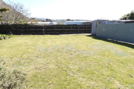 Photo of property in 77 Bledisloe Street, Kurow, 9435