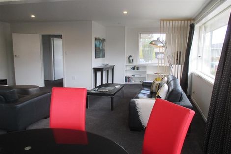 Photo of property in 10 Fairmile Place, Russley, Christchurch, 8042