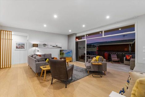 Photo of property in 2 Laing Place, Otumoetai, Tauranga, 3110