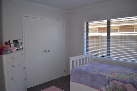 Photo of property in 29 Lakeview Quay, Pyes Pa, Tauranga, 3112