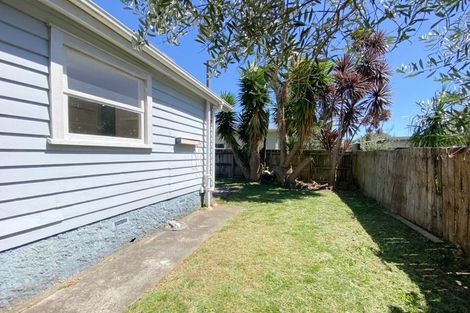 Photo of property in 2/228 Church Street, Onehunga, Auckland, 1061