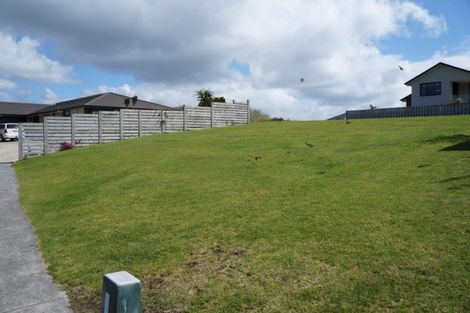 Photo of property in 16 Dune Lake Place, Ruakaka, 0116