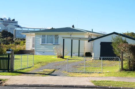 Photo of property in 86 Rosella Road, Mangere East, Auckland, 2024