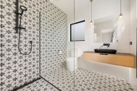 Photo of property in 37 Pendeen Crescent, Jacks Point, Queenstown, 9371