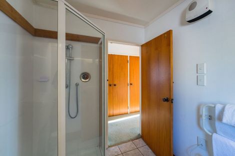 Photo of property in 1/81 Shepherd Road, Waipahihi, Taupo, 3330