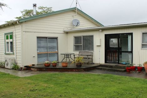 Photo of property in 30 Augustus Street, Carterton, 5713