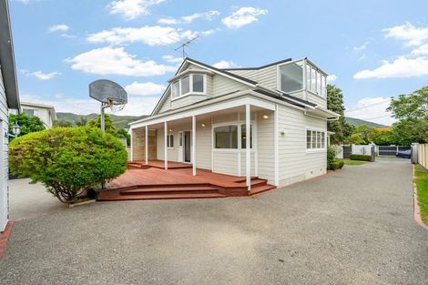 Photo of property in 15 Nile Street, Waterloo, Lower Hutt, 5011