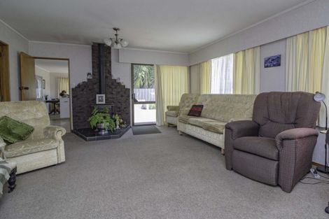 Photo of property in 1 Lewis Street, Waihou, Te Aroha, 3393