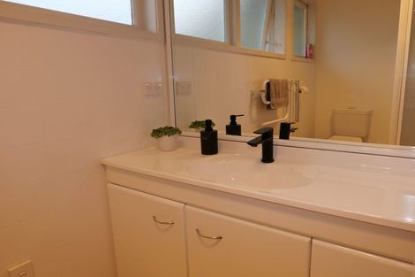 Photo of property in 60 Riwai Street, Paraparaumu, 5032