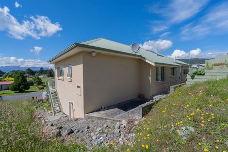 Photo of property in 25 Muriwai Drive, Manapouri, 9679