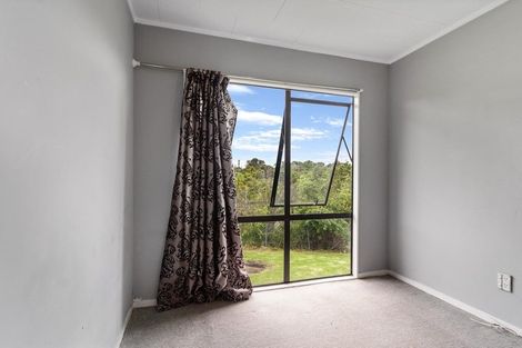 Photo of property in 76 Harmel Road, Glendene, Auckland, 0602