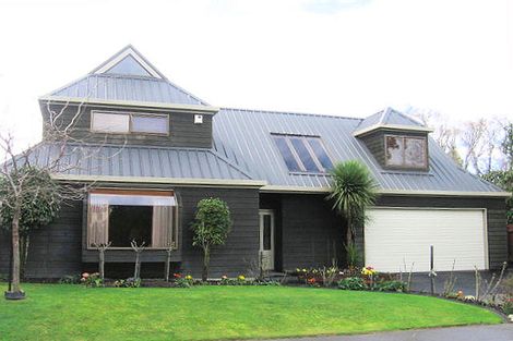 Photo of property in 8 Caccia Birch Lane, Hokowhitu, Palmerston North, 4410