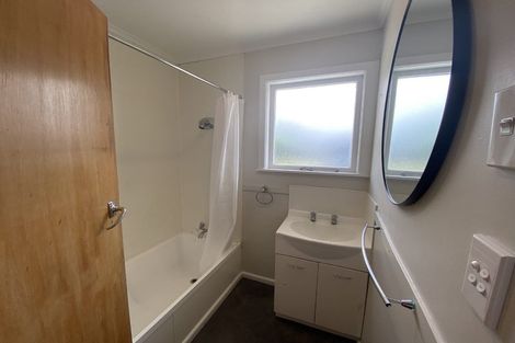 Photo of property in 24 Merton Crescent, Pirimai, Napier, 4112