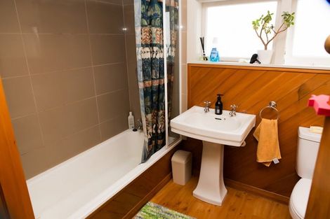 Photo of property in 4 Omar Street, Khandallah, Wellington, 6035