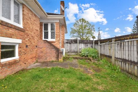 Photo of property in 4039 Great North Road, Glen Eden, Auckland, 0602