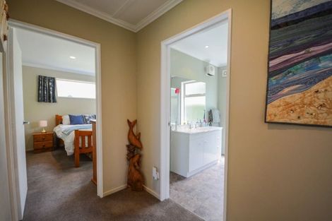 Photo of property in 20 Seaview Lane, Wainui, French Farm, 7582