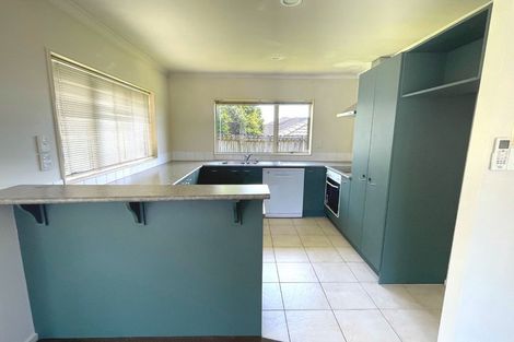Photo of property in 28 Raphoe Road, Flat Bush, Auckland, 2019