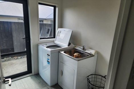 Photo of property in 20 Burnham School Road, Rolleston, 7614