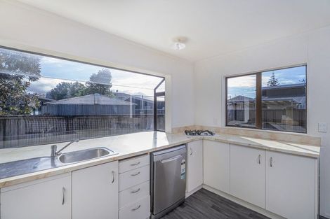 Photo of property in 15b Meadow Drive, Whitianga, 3510