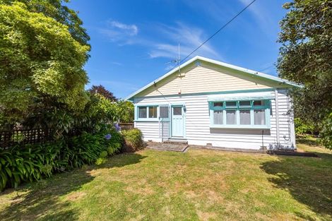 Photo of property in 20 Bell Street, Featherston, 5710