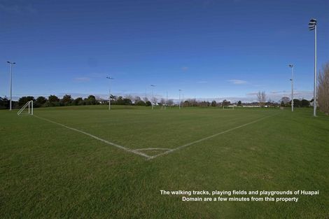 Photo of property in 43 Nobilo Road, Kumeu, 0810