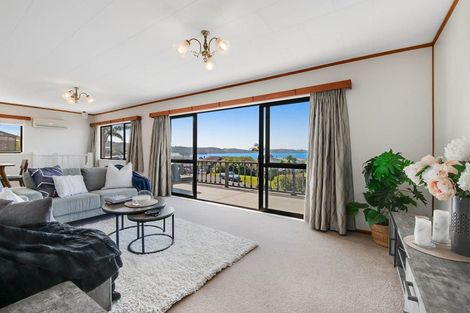 Photo of property in 9 Carmen Terrace, Snells Beach, 0920